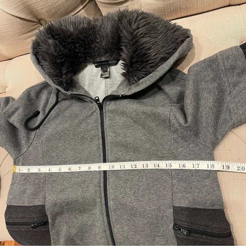 BL: Marc Jacobs Faux Fur 2 Tone Gray Hoodie Women’s L Sparkly Full zipper